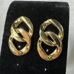 5/$5 Vintage Gold Tone Two Large Chain Link Earrings